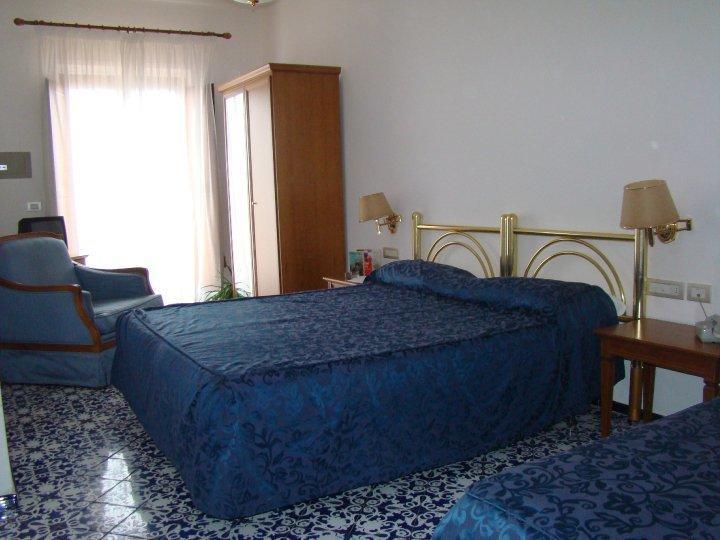 Hotel Zi'Ntonio Scala Zimmer foto